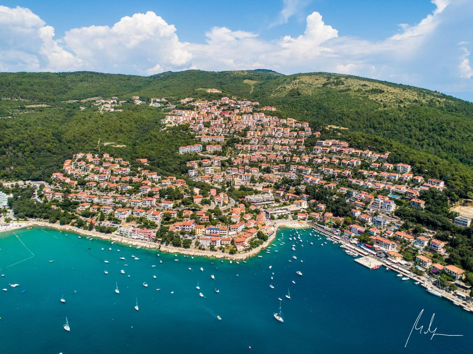 Apartment Lucille In Center Of Rabac Bagian luar foto