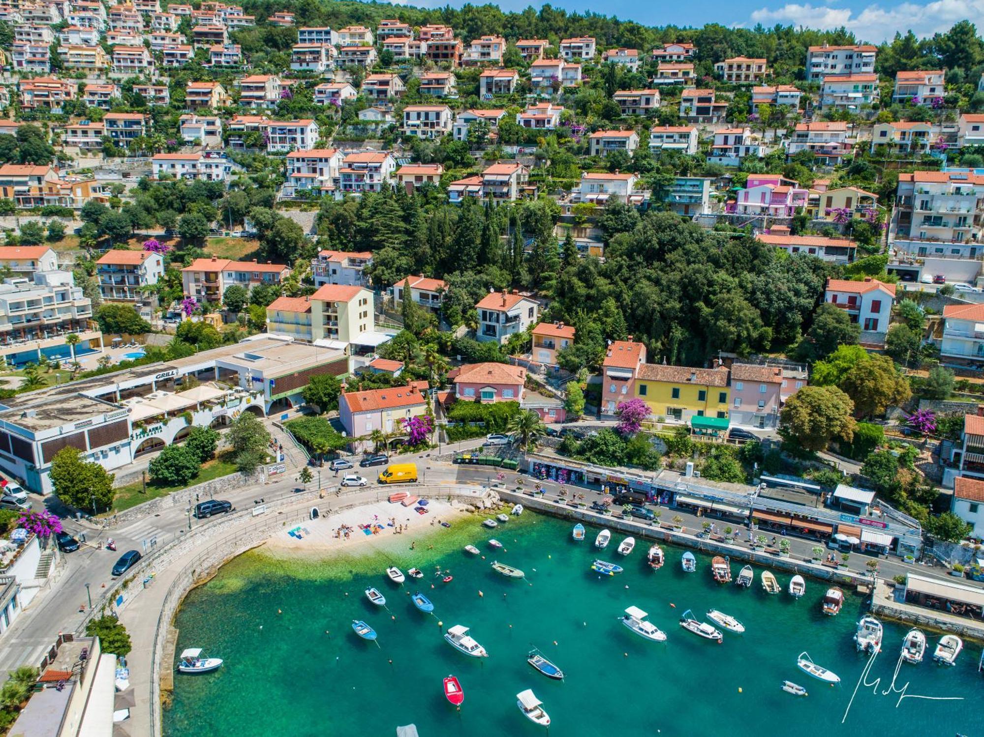 Apartment Lucille In Center Of Rabac Bagian luar foto